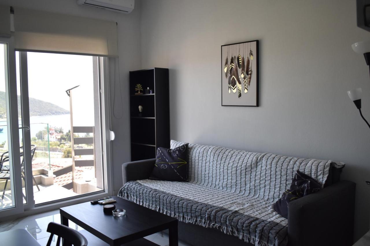 Fotini's maisonette ELIA Néa Péramos Esterno foto